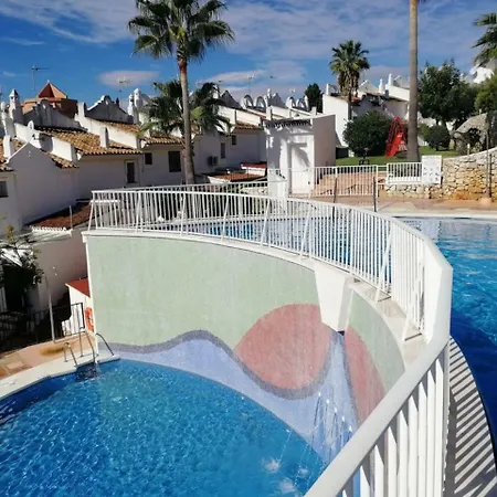Holiday home Sunny And Spacious With Own Entrance To Pool Marbella